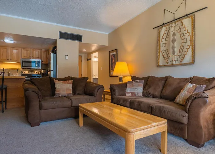 Sh501 Summit House *