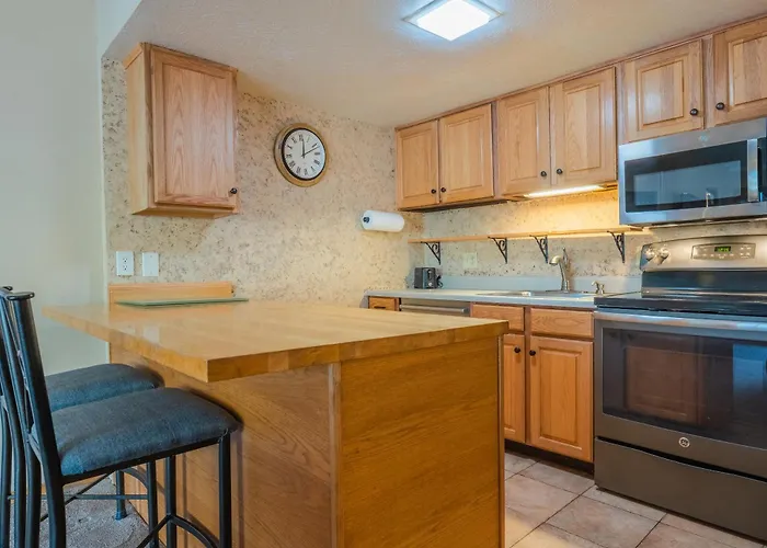 Sh501 Summit House *