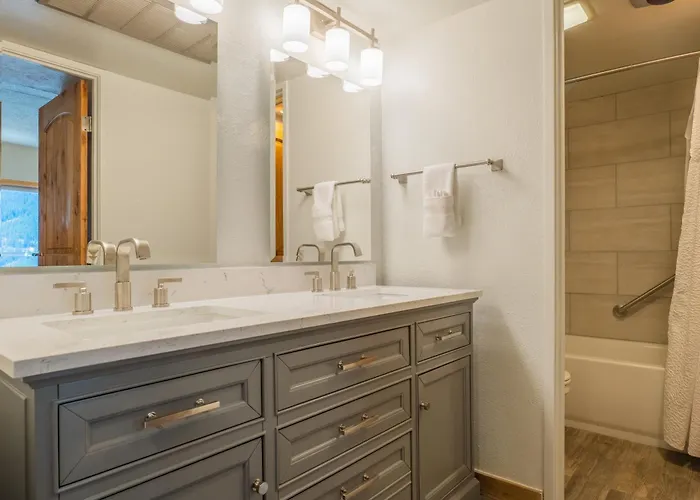 Sh501 Summit House Apartment