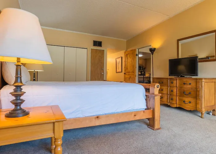 Sh501 Summit House *