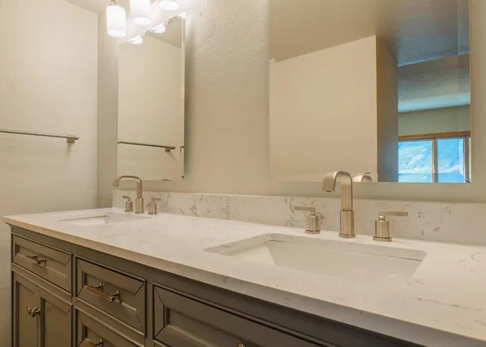 Sh501 Summit House Apartment