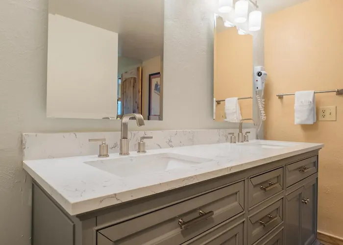 Sh501 Summit House Apartment *